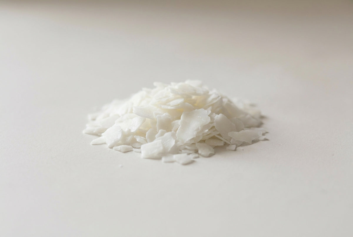 Cetearyl alcohol, the waxy fatty alcohol that thickens and softens every formula.